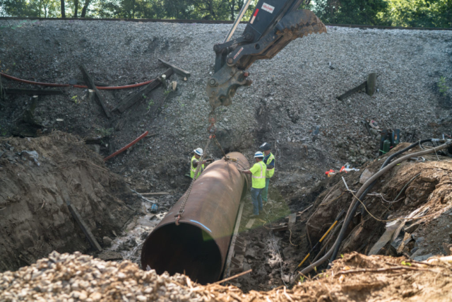 Midwest employees on CSX Railroad project